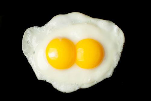 Data From 142 Countries Shows Eating Eggs May Actually Protect Your Heart, Not Harm It