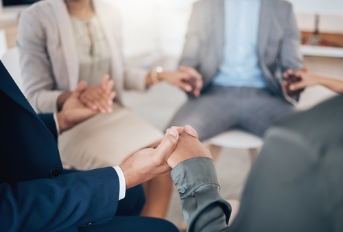 Five Minutes Of In-Person Prayer Linked To Less Pain, Anxiety